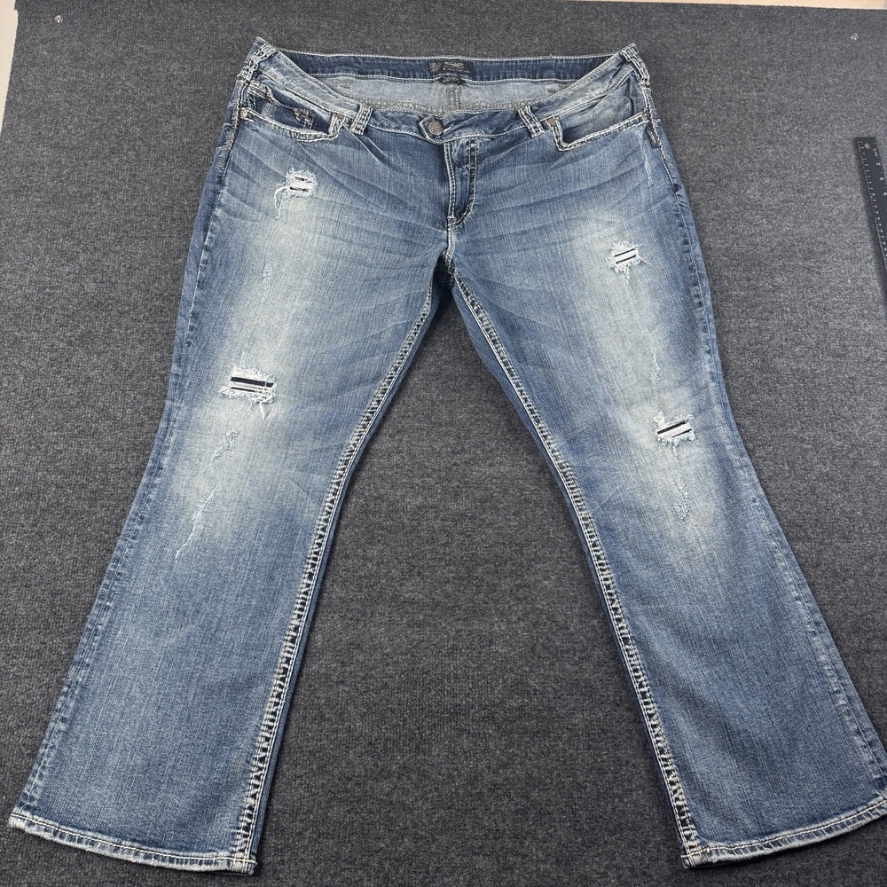 Silver Jeans Women's Tuesday Baby Boot Distressed Jean Size 26 L31